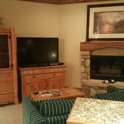 Elkhorn Lodge - The quarters are beautiful!