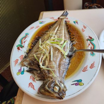 Shanghai Yau Fat - Steamed sole has delicious sauce. - Chinese Near Me - Alhambra, California Shanghai Yau Fat - Steamed sole has delicious sauce. - Chinese Near Me - Alhambra, California