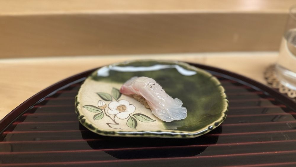 Omakase Room by Shin Logo