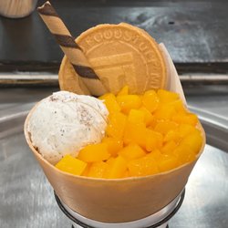 Mango Ice Cream Sundae