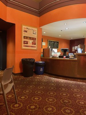 Regal Davis Holiday, 101 F St, Davis, CA 95616, US - MapQuest