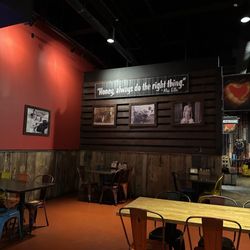 Joella's Hot Chicken