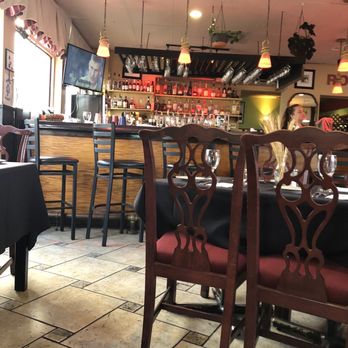 Rossellinis - Bar area - Italian Near Me - Daytona Beach, Florida