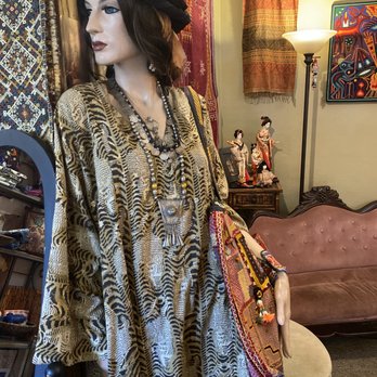 Shiva Moon - Block print kaftan and vintage textile bag - Arts & Crafts Near Me - Nevada City, California Shiva Moon - Block print kaftan and vintage textile bag - Arts & Crafts Near Me - Nevada City, California