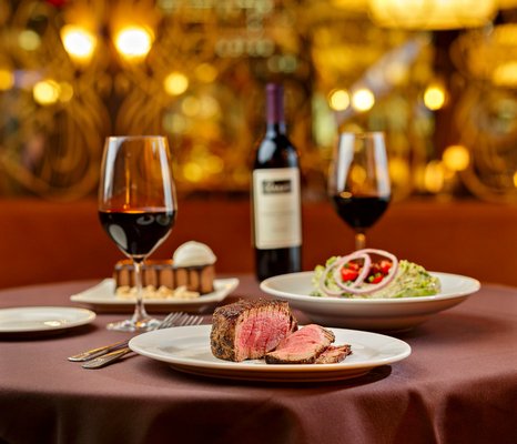 Perry’s Steakhouse & Grille by null