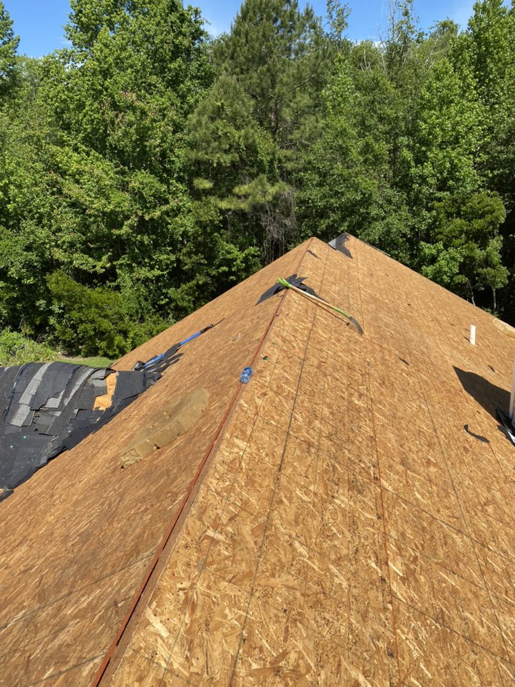 Slide of Roof Medics