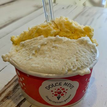Dolce Neve - Vanilla and Crema Dolce Neve - Gelato Near Me - Austin, Texas