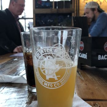 Brown Dog Eatery - New American Near Me - Carrollton, Georgia