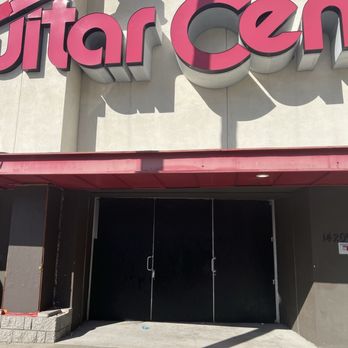 Guitar Center - Front entry showing all entry door closed with no message explaining what happened or how customers can learn more. - Musical Instruments & Teachers Near Me - Sherman Oaks, California Guitar Center - Front entry showing all entry door closed with no message explaining what happened or how customers can learn more. - Musical Instruments & Teachers Near Me - Sherman Oaks, California