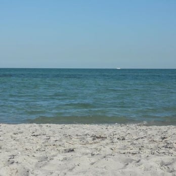 Crandon Park - Ocean view from the sand - Parks Near Me - Key Biscayne, Florida Crandon Park - Ocean view from the sand - Parks Near Me - Key Biscayne, Florida