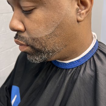 J Line Cuts Barber Shop - Beard fade - Barbers Near Me - Atlanta, Georgia J Line Cuts Barber Shop - Beard fade - Barbers Near Me - Atlanta, Georgia