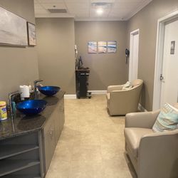 Seaside Dental of Jacksonville Beach - Reception area