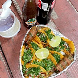 Los Arcos Taqueria - Tacos