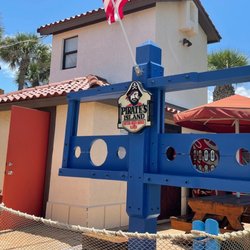 Pirate's Island Adventure Golf