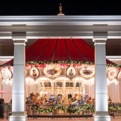 Irvine Spectrum Center - The Irvine Spectrum Center Carousel during the holidays