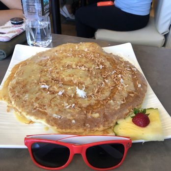 Photo of Moena Café - Honolulu, HI, United States. Banana chantilly pancakes