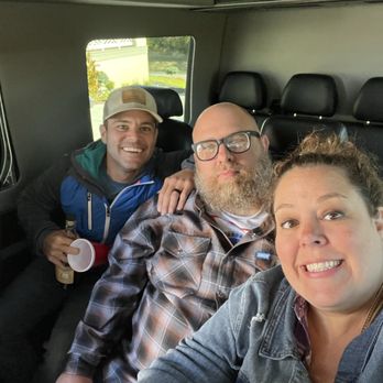 Good Vibes Transportation - Plenty of space! - Limos Near Me - New Albany, Indiana Good Vibes Transportation - Plenty of space! - Limos Near Me - New Albany, Indiana