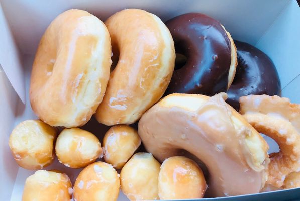 AM Donuts Croissants & More by null
