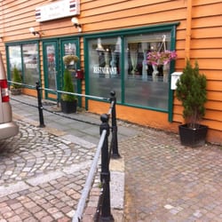 Thai Isan restaurant - Front entrance