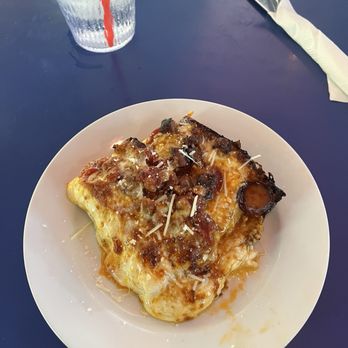 Reginelli's Pizzeria - Detroit style pizza - Pizza Near Me - New Orleans, Louisiana
