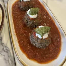 Meatballs & Sauce (3pcs)