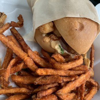 Logan's Roadhouse - The Bayside Burger with the missing beef patty and broccoli - Steakhouses Near Me - Alexandria, Louisiana Logan's Roadhouse - The Bayside Burger with the missing beef patty and broccoli - Steakhouses Near Me - Alexandria, Louisiana