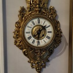 Clock to repair. 2063695085
