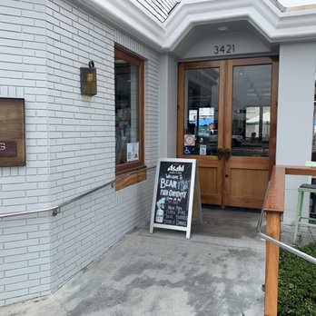 Bear Flag Fish - Front entrance - Seafood Near Me - Newport Beach, California