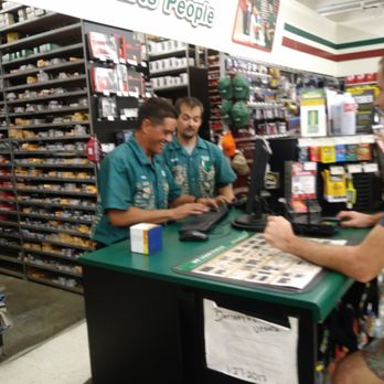 O'Reilly Auto Parts - The tech to the right, with gotee, is the one who helped to pass my safety ck issues. - Auto Parts & Supplies Near Me - Lihue, Hawaii