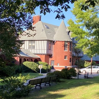 Roger Williams Park - Boathouse - Parks Near Me - Providence, Rhode Island