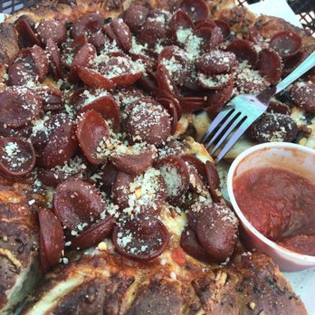 Lexi's Pizza Pub - Pepp and olives - Pizza Near Me - Kelso, Washington