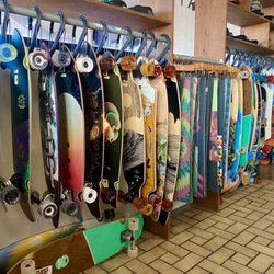 * longboards * cruisers * surfskates *