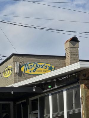 MoJoe's Burger Joint by null