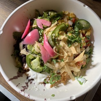 Qdoba Mexican Eats - Where's the rest of the 75% of the food? This isn't even enough to feed a small kid. - Mexican Near Me - Fresh Meadows, New York