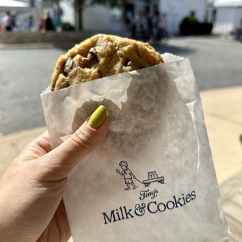 Tiny Boxwoods - Amazing cookies - Venues & Event Spaces Near Me - Austin, Texas
