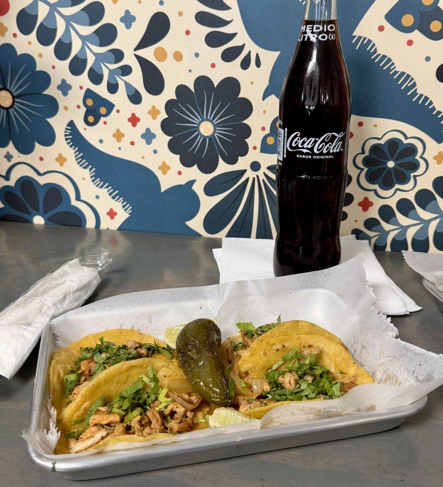 Aubrey's Tacos And Tortas