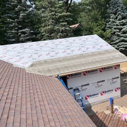 Northern Mitten Building - Roofi g