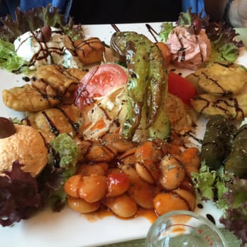 Restaurant Nefili - Warme Vorspeisenplatte (Nr 17) - Greek Near Me - Regesbostel, NI Restaurant Nefili - Warme Vorspeisenplatte (Nr 17) - Greek Near Me - Regesbostel, NI