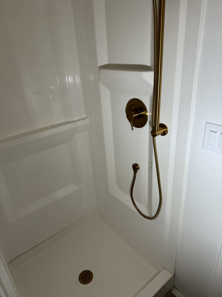 Slide of Pinnacle Advance Solutions