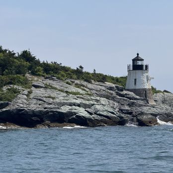 Newport Classic Cruises Bannisters Wharf - The lighthouses and the stories that accompany them are really cool - Boat Charters Near Me - Newport, Rhode Island