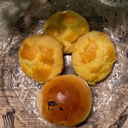 Pineapple Bun Pineapple Bun