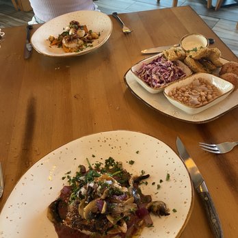 13 Restaurant - Entrees ! - New American Near Me - St Thomas, Virgin Islands