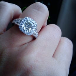 Engagement ring made by Kevin of Infinity Jewelers