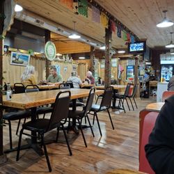 La Cabana de Raya - Inside