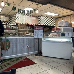 Oscar's Pizza Town USA