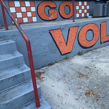 Calhoun's - The stairs going off the dock - Barbeque Near Me - Knoxville, Tennessee