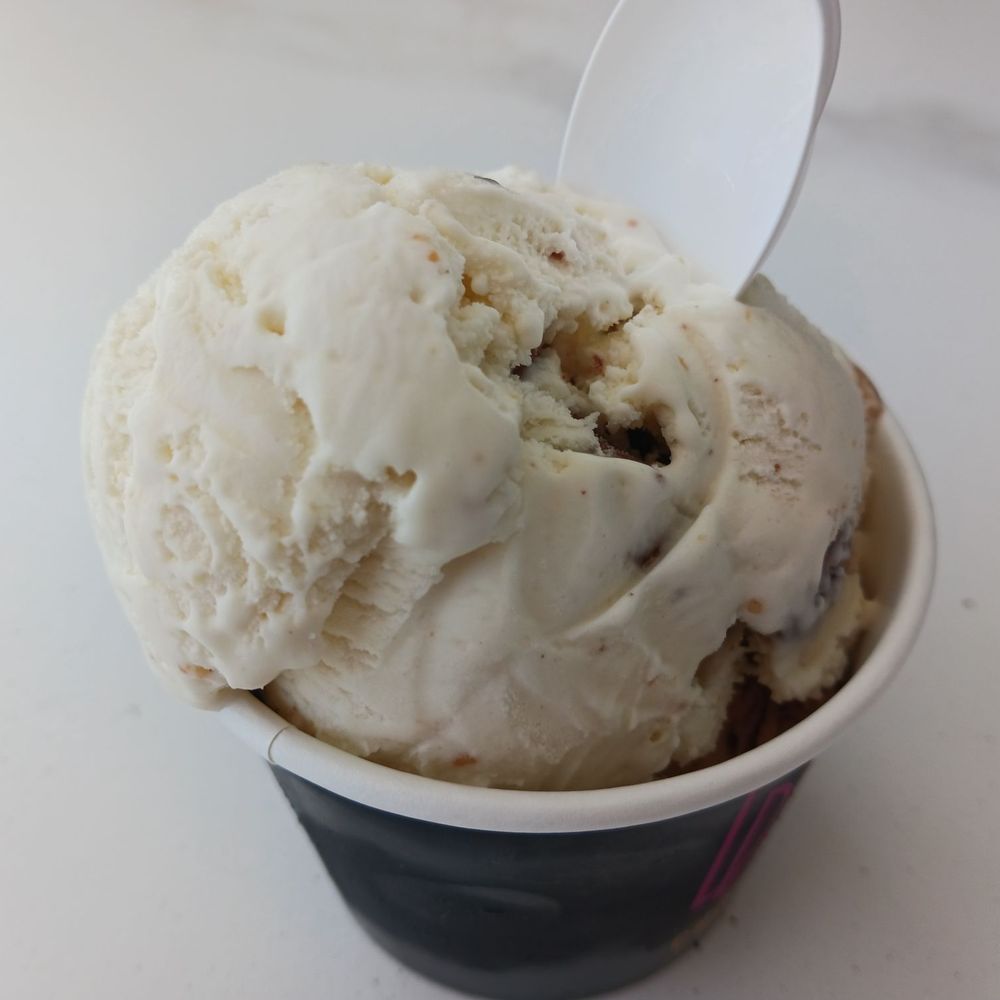 Dulce - Peanut butter cup and Nutella gelato - Ice Cream & Frozen Yogurt Near Me - Mount Pleasant, South Carolina Dulce - Peanut butter cup and Nutella gelato - Ice Cream & Frozen Yogurt Near Me - Mount Pleasant, South Carolina