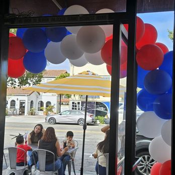 Spread Please - Burgers Near Me - El Segundo, California Spread Please - Burgers Near Me - El Segundo, California