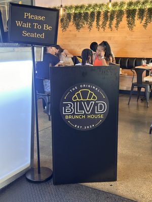 BLVD Brunch House by null
