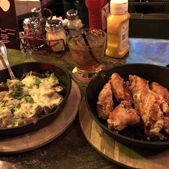 The Rock Wood Fired Pizza Order Food Online 202 Photos 436